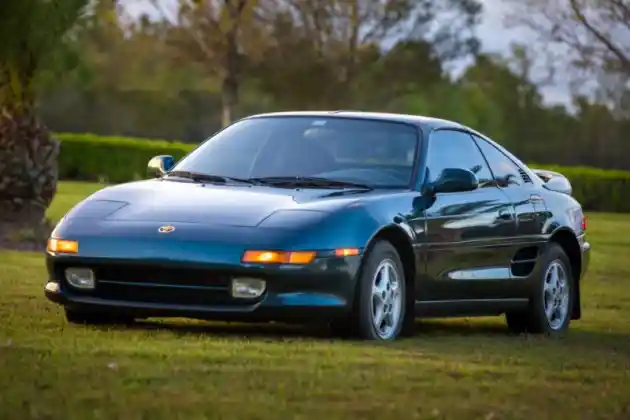 Foto - Toyota MR2 Akan Lahir Lagi dengan Bekerjasama Porsche?