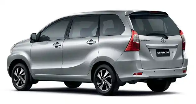 Foto - Toyota Avanza Jadi Pilihan Mobil Pejabat Di Filipina