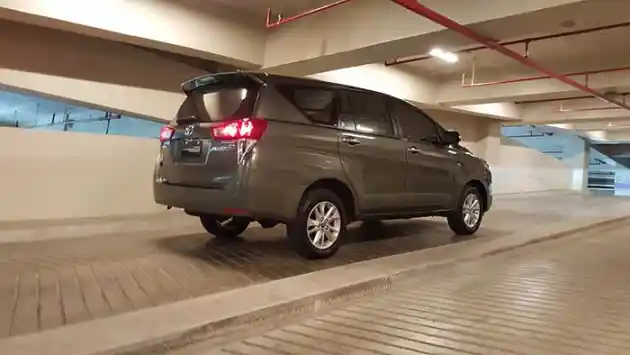 Foto - FIRST DRIVE: Toyota All New Kijang Innova 2.4V A/T