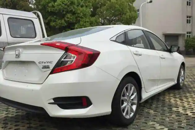 Foto - SPY SHOT: All New Honda Civic 1.000 CC Turbo