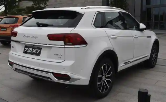 Foto - Kini Giliran VW Tiguan 'Dikloning' Cina