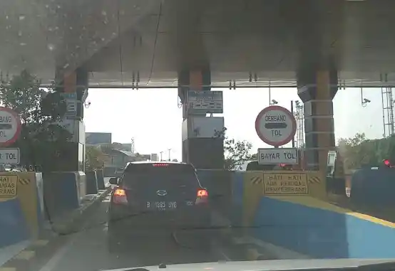 Foto - Bersiap, Tol Cikampek Akan Diterapkan Sistem Ganjil-Genap