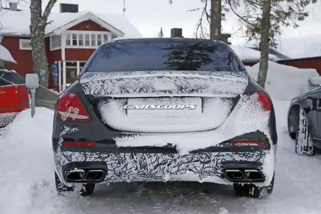 Foto - Mercedes-AMG Akan Punya 'Drift Mode' Pada Model AWD-nya