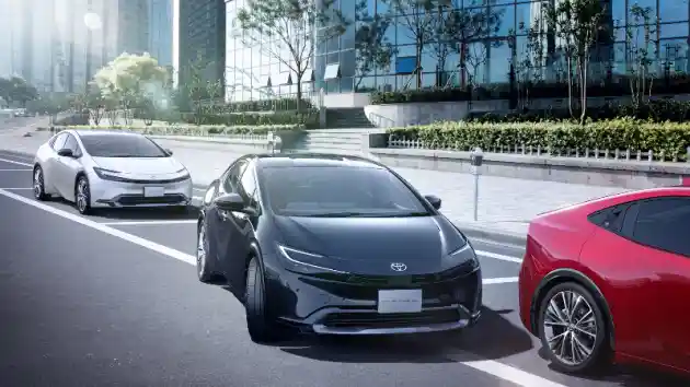 Foto - All New Prius HEV Mulai Dijual di Jepang, Apakah ke Indonesia?