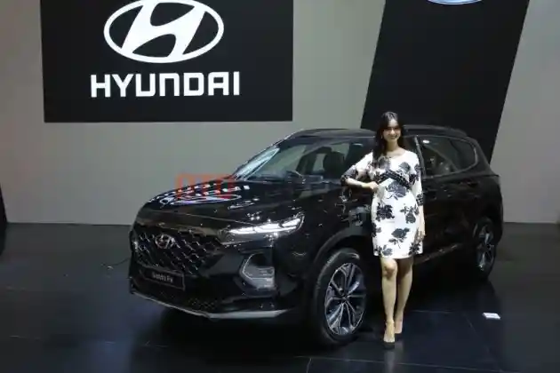 Foto - GIIAS 2018: Hyundai Resmi Jual 2 Mobil Model Baru