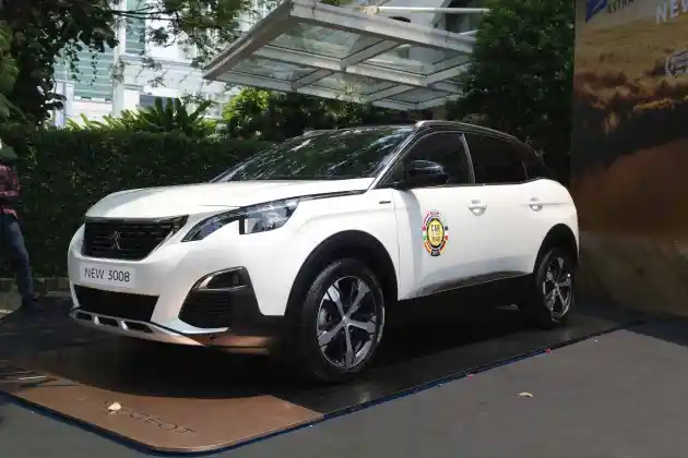 Foto - Melihat Peugeot 3008, Honda CR-V dan Mazda CX-5 Dari Sisi Harga