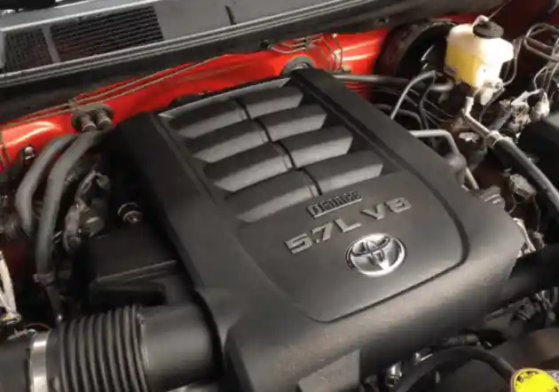 Foto - Mesin V8 Hanya Bertahan Dua Generasi Pada Toyota Land Cruiser