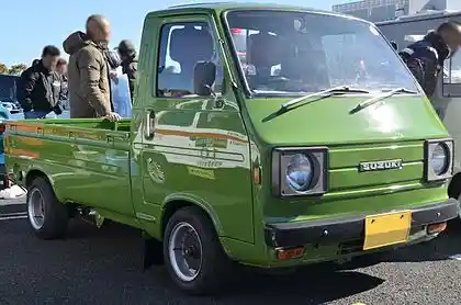 Foto - Suzuki Carry, Legenda Hidup Sejak 1961