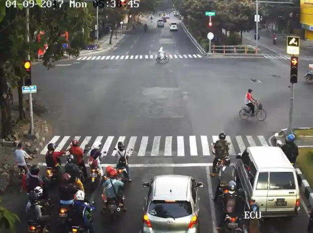 Foto - Tilang Dengan CCTV Sudah Mulai Berlaku di Jakarta?