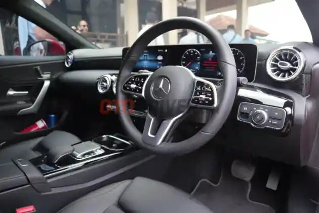 Foto - First Drive: Mercedes-Benz A 200 Sedan 2020