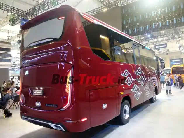 Foto - GIIAS 2024: Juragan 99 Trans Rilis Medium Bus Termewah