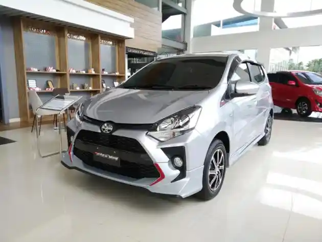 Foto - Penjualan Bulan Lalu Terendah, Toyota Tetap Nomor Satu