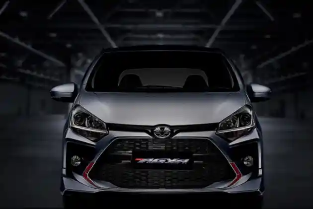 Foto - Kesan Manis Toyota dan Daihatsu terhadap Launching Online