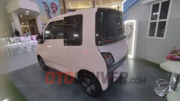 Foto - Selisih Rp 11 Jutaan, Wuling Air ev Lite Kini Punya Opsi Long Range