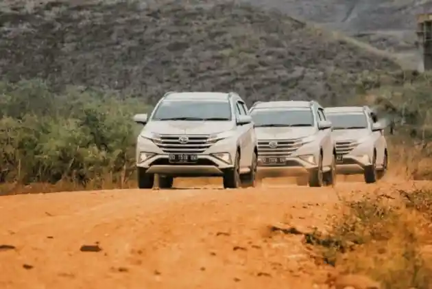 Foto - Deretan LSUV 7 Seater Terlaris di Januari 2019