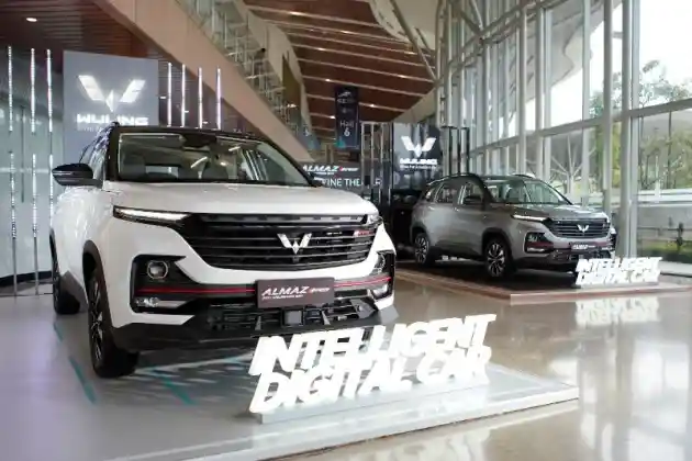 Foto - Spesifikasi Mesin Wuling Almaz Hybrid Versi Indonesia.Ini Prediksi Kami