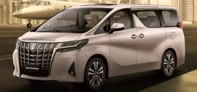 Foto - Lexus Bersiap Rilis MPV Hasil Restyle Alphard?