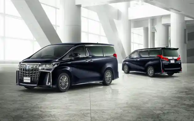 Foto - Toyota Alphard dan Vellfire 2018 Siap Mengaspal di Malaysia