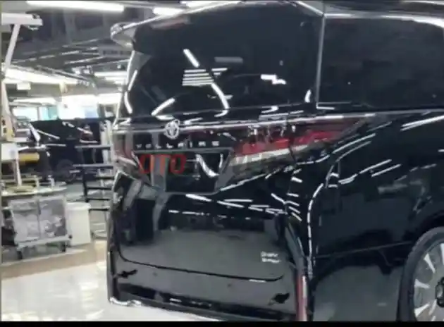 Foto - Wujud Alphard-Vellfire Generasi Terbaru Lagi-Lagi Bocor