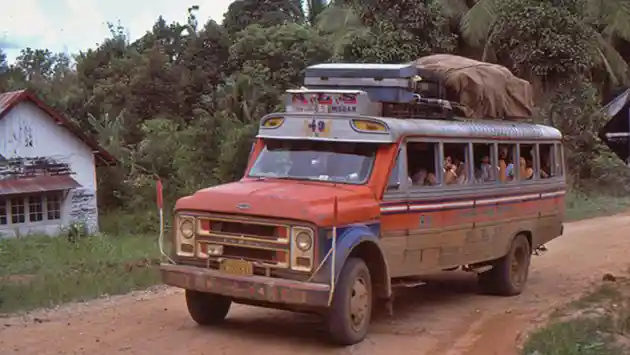 Foto - Bus Chevrolet, Kenangan Angkutan Penumpang Di Indonesia