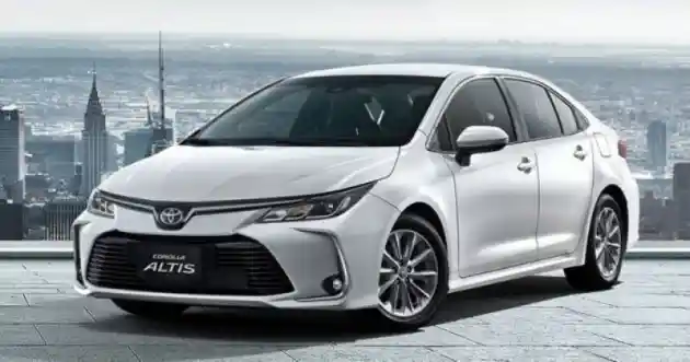 Foto - SPY SHOT: Toyota Corolla Altis Generasi Terbaru di Thailand