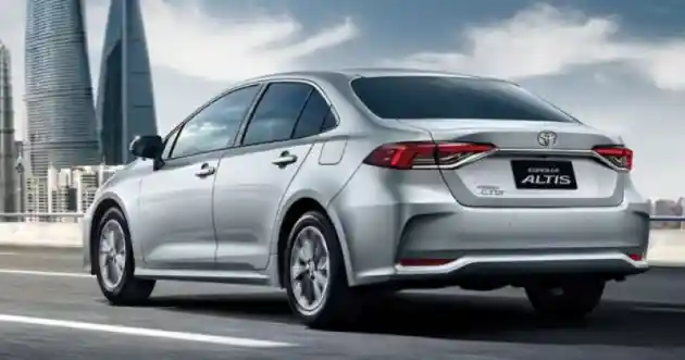 Foto - Toyota Corolla Altis Generasi Terbaru Segera Meluncur