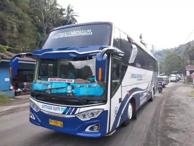 Foto - Bus-Bus Sumatra Barat Makin Menggeliat, Banyak PO Baru