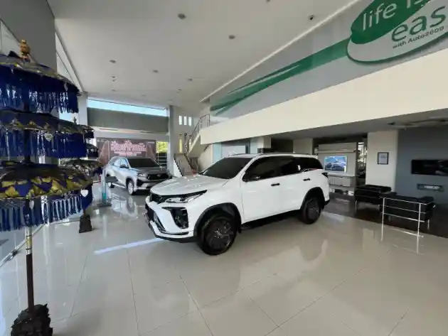 Foto - Menilik Salah Satu Cabang Dealer Toyota Di Pulau Dewata