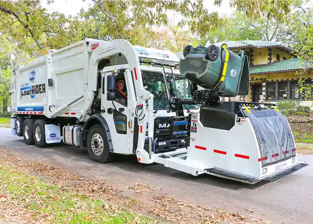 Foto - SIM Bus dan Truk Di Amerika Tidak Sama?