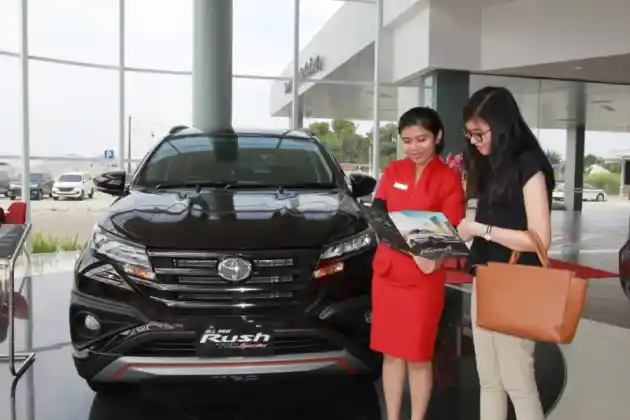 Foto - Toyota Avanza, Calya, Agya Bisa Dicicil RP 100 Ribuan Per Hari!