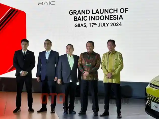 Foto - BAIC BJ40Plus dan X55-II Rilis Harga di GIIAS 2024