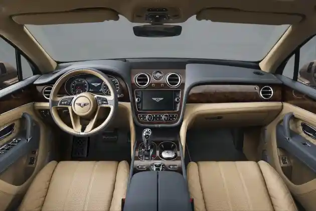 Foto - Bentley Bentayga, SUV Terkencang Dan Termahal Di Dunia