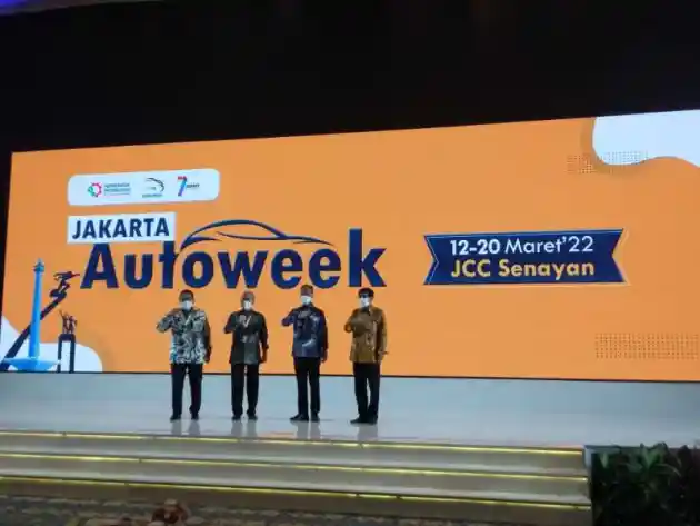 Foto - Selain Vaksin Lengkap, Begini Cara Masuk Jakarta Auto Week 2022