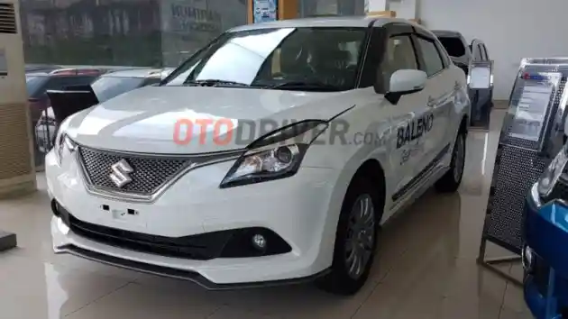 Foto - Suzuki Baleno Hatchback Sudah Ada di Dealer, Tak Sampai 200 Juta!