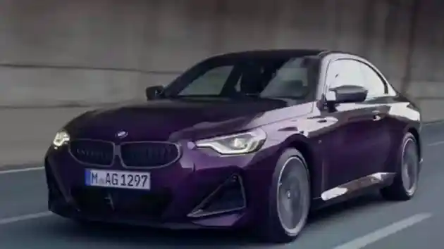 Foto - VIDEO: Seri-2 Coupe Generasi Terbaru Dapat Komentar Pedas Dari Mantan Desainer BMW