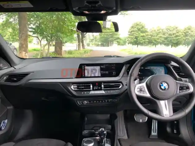 Foto - FIRST DRIVE: BMW M235i Gran Coupe xDrive