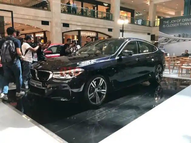 Foto - Daftar Harga BMW Terbaru (Juli 2020)