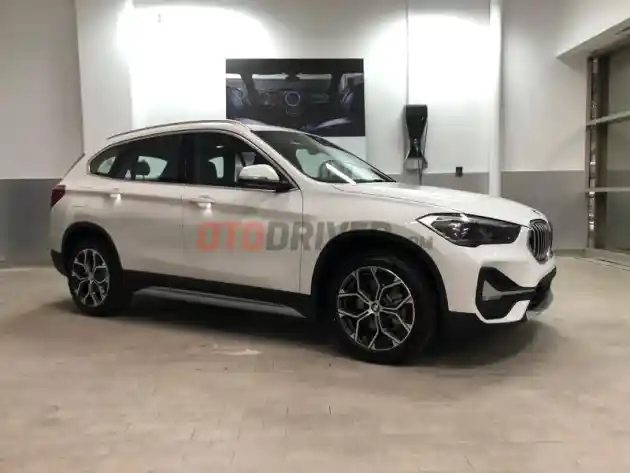 Foto - GALERI: BMW X1 2020 (21 FOTO)