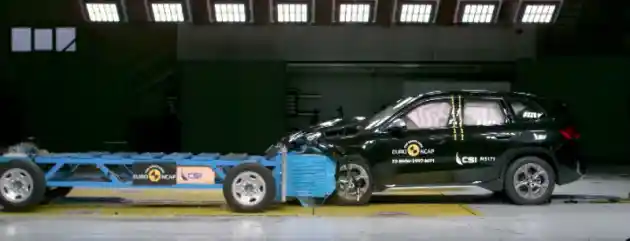 Foto - VIDEO: Crash Test BMW X1 (Euro NCAP)