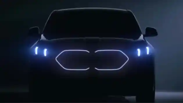 Foto - BMW X2 Generasi Terbaru Dibocorkan Wujud Parasnya