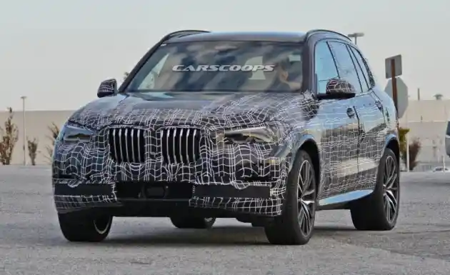 Foto - VIDEO: Teaser BMW X5 Generasi Terbaru Pesaing Mercedes-Benz GLC