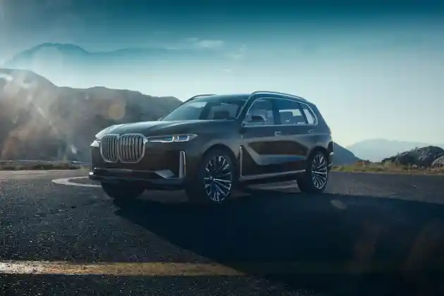 Foto - Mobil Konsep BMW X7 Batal Tampil di Detroit Auto Show. Apa Penyebabnya?