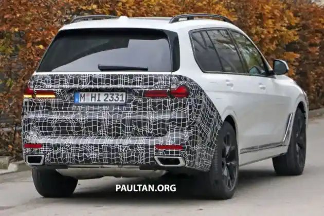 Foto - SPY SHOT: BMW X7 Facelift