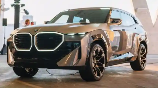 Foto - BMW XM Prototipe Tampil Lebih Kalem Dari Versi Konsep