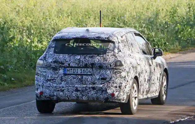 Foto - SPY SHOT: BMW Seri-2 Active Tourer