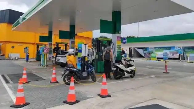 Foto - BP-AKR Resmikan SPBU Pertama Mereka di Kota Bandung, Di Sini Tempatnya