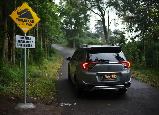 Foto - Mengemudi Honda BR-V ke Daerah Perbukitan. Ini Hasil Konsumsi BBM-nya