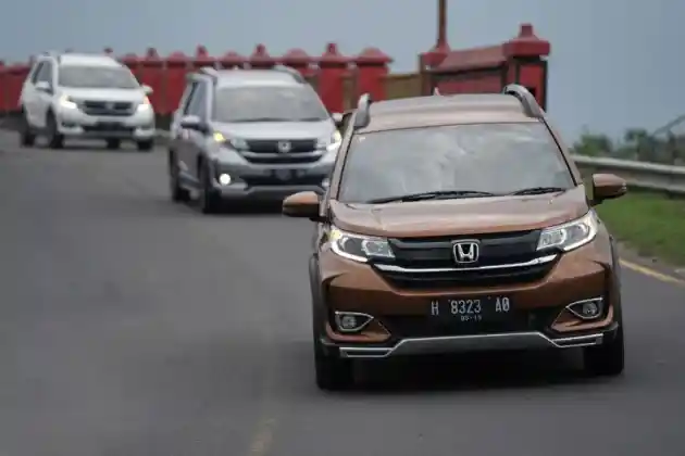 Foto - N7X Concept, Obat Sapu Jagad Naikkan Pamor Low 7 Seater Honda?