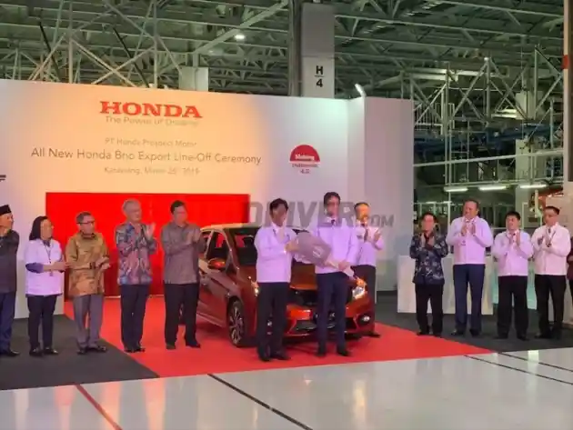 Foto - Brio Setir Kiri jadi 'Kado' Ulang Tahun Ke-20 Honda Indonesia