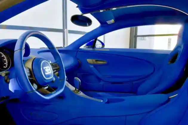 Foto - Ini Dia Pemilik Bugatti Chiron Pertama di Dunia